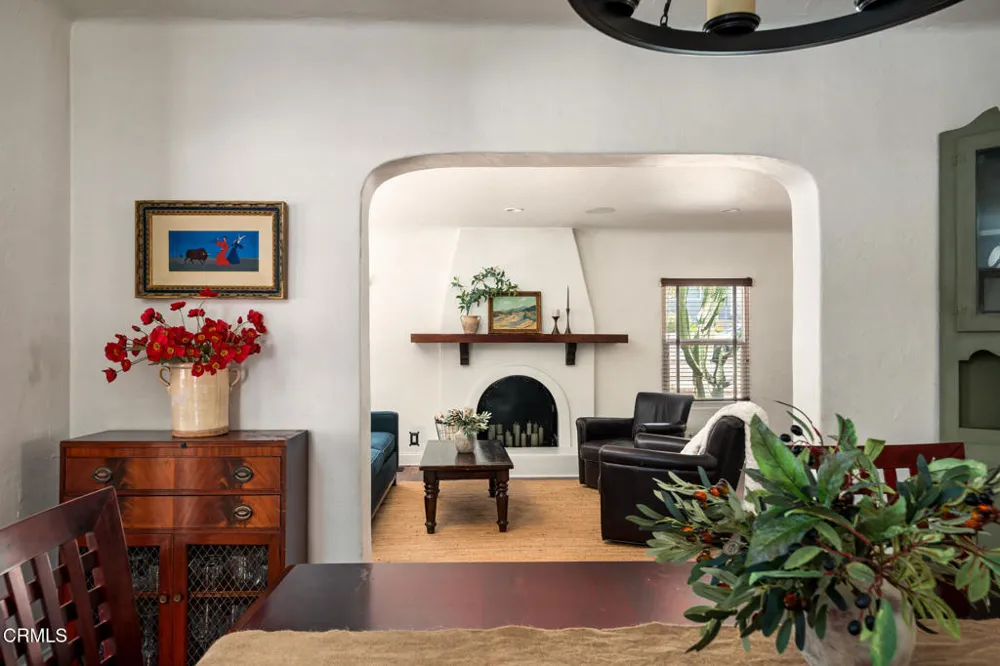 3022 Altura Avenue La Crescenta, CA 91214