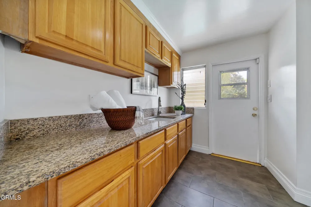 1105 Alhambra Road San Gabriel, CA 91775