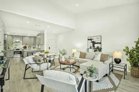 2608 Honolulu Avenue #311