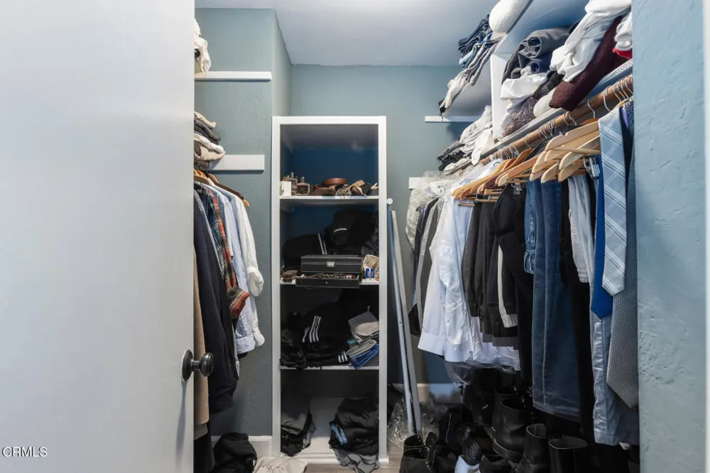 10141 Samoa Avenue #11 Tujunga, CA 91042