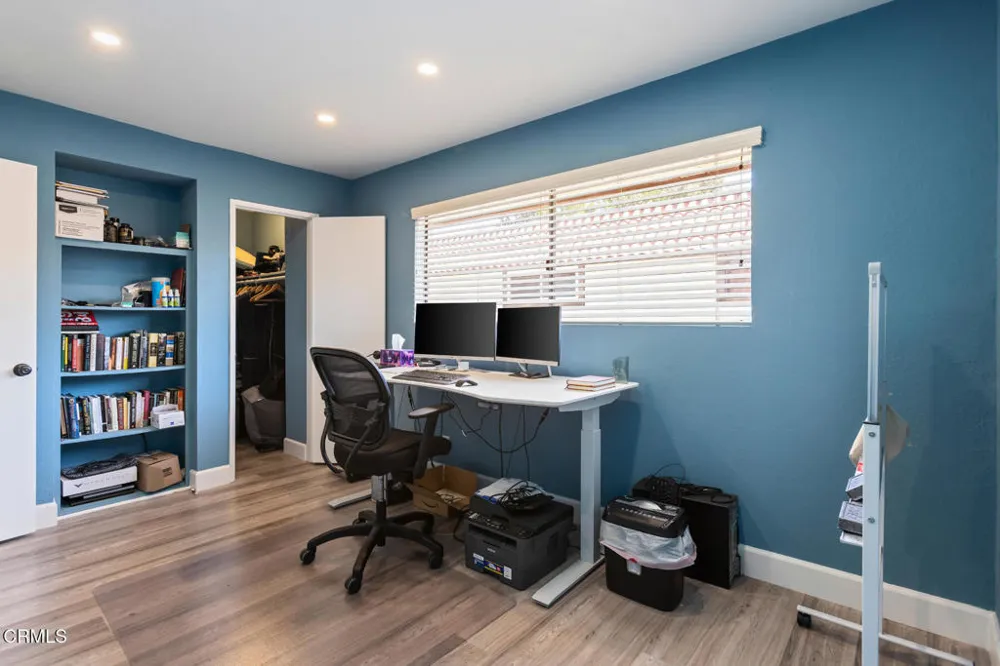 10141 Samoa Avenue #11 Tujunga, CA 91042
