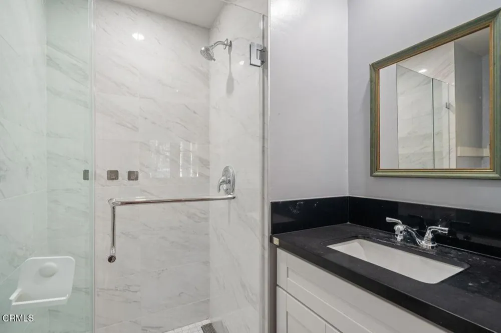 31 S Parkwood Avenue Pasadena, CA 