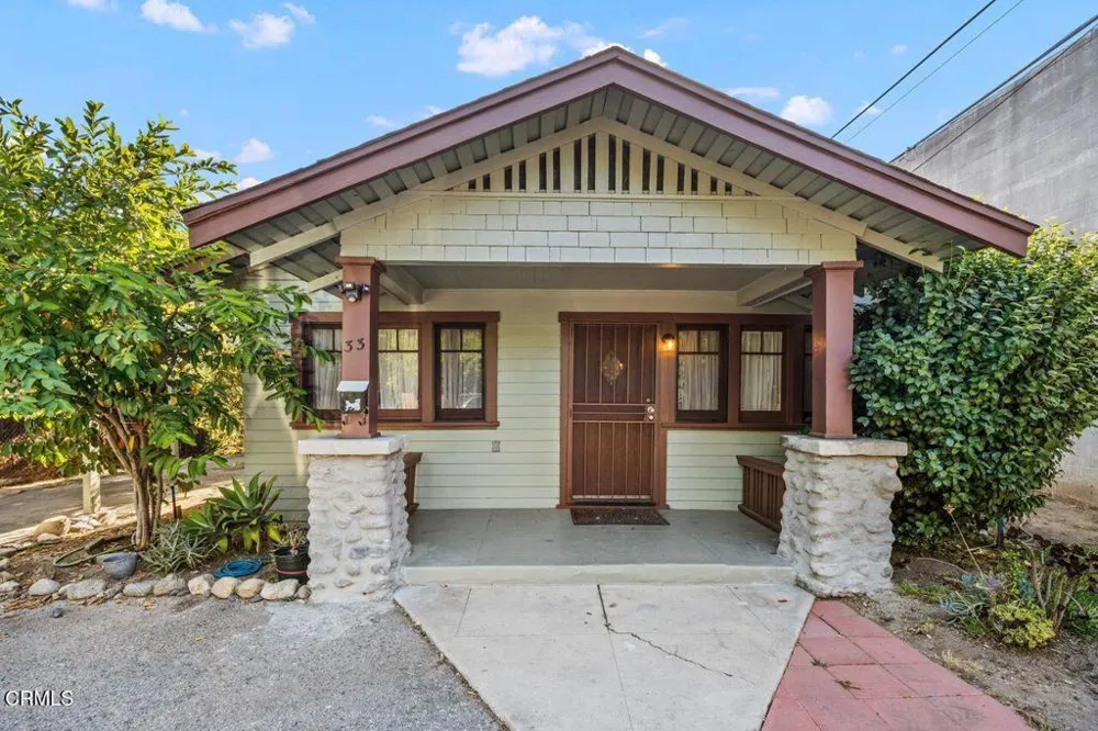 31 S Parkwood Avenue Pasadena, CA 