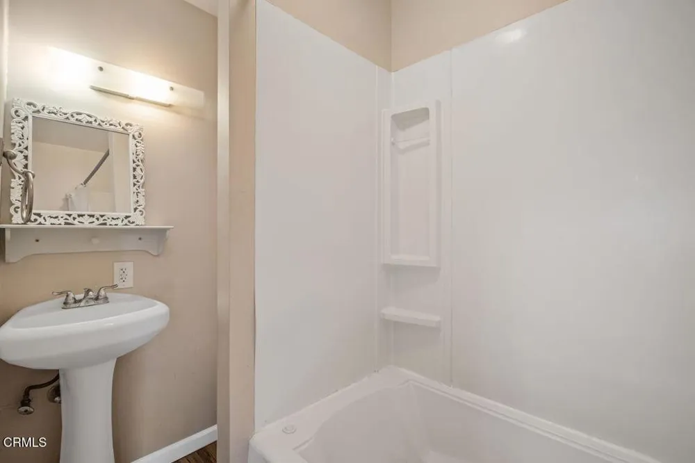 31 S Parkwood Avenue Pasadena, CA 
