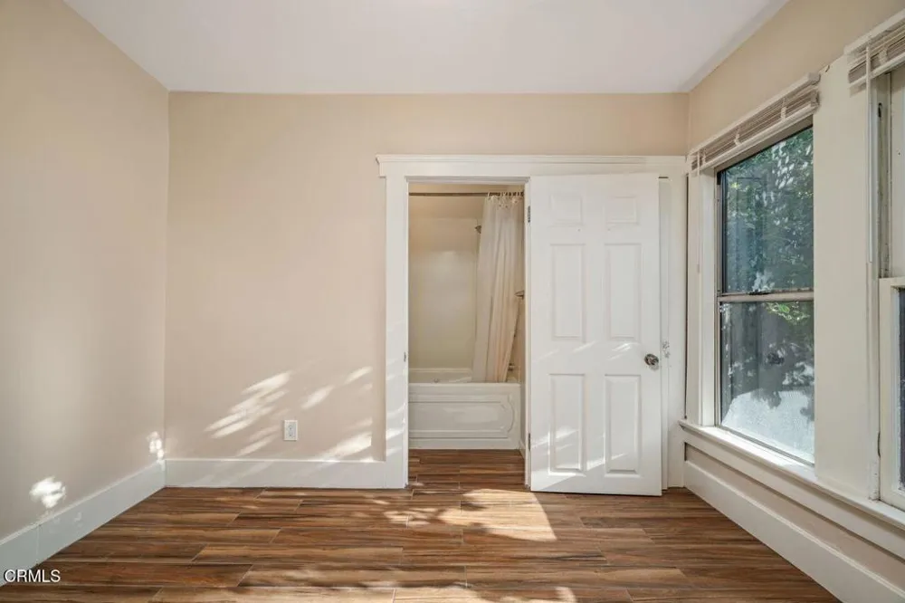 31 S Parkwood Avenue Pasadena, CA 