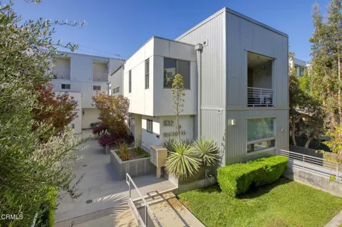 532 W Elk Avenue #5