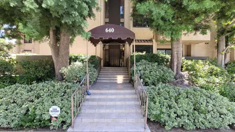 640 S Lake #204
