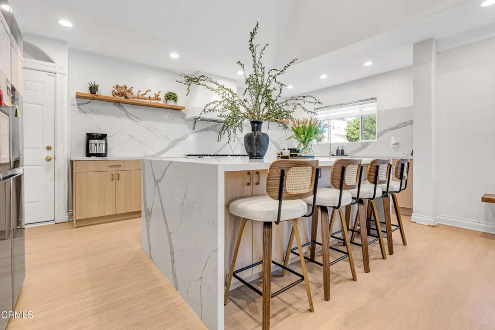 367 S Oak Avenue Pasadena, CA 