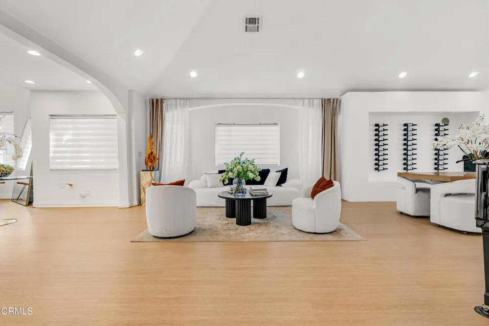 367 S Oak Avenue Pasadena, CA 
