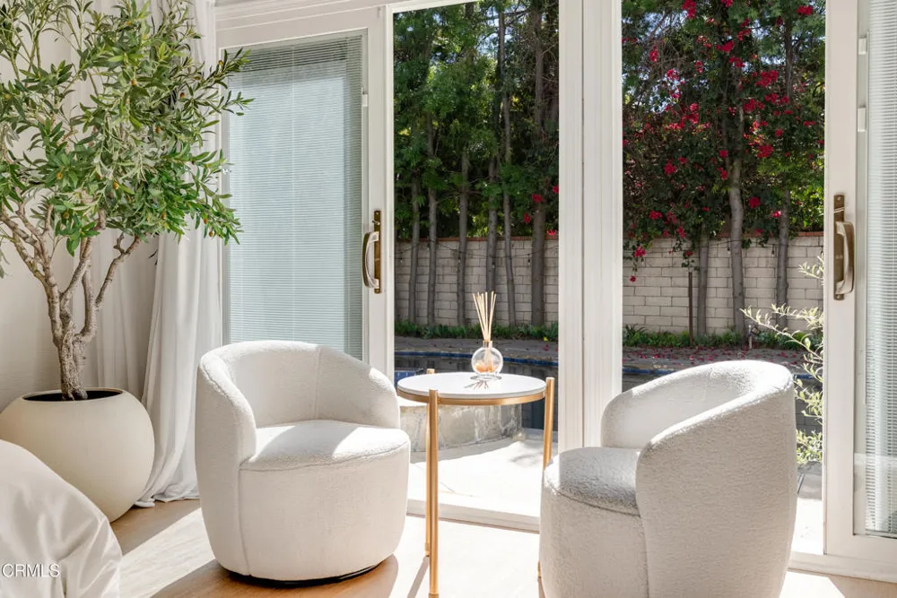 367 S Oak Avenue Pasadena, CA 