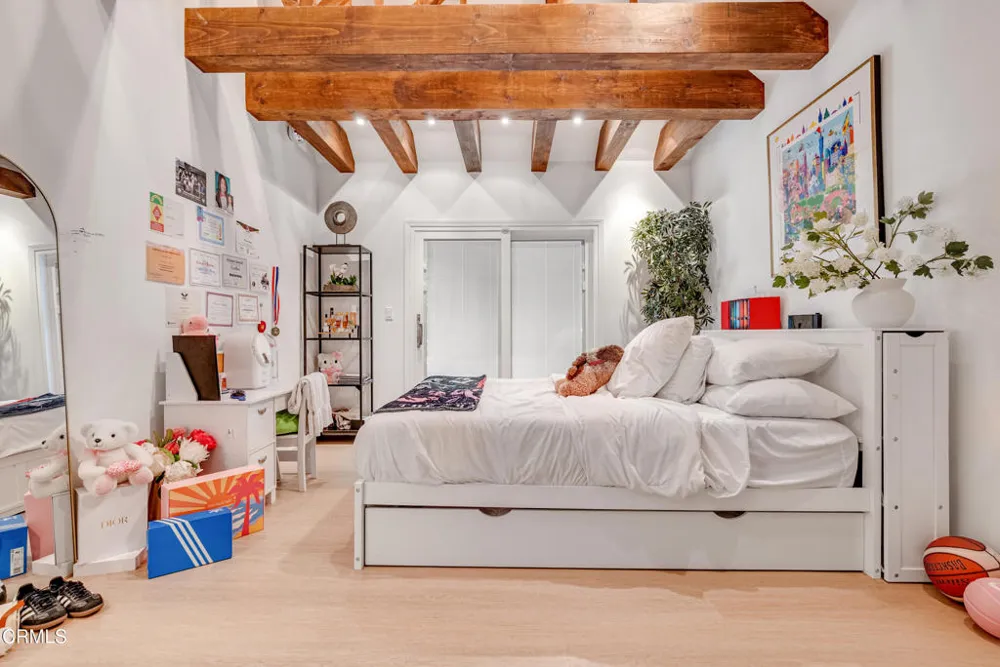 367 S Oak Avenue Pasadena, CA 