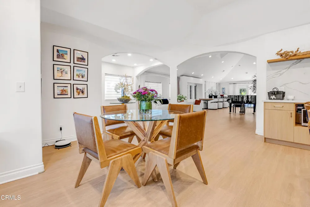 367 S Oak Avenue Pasadena, CA 