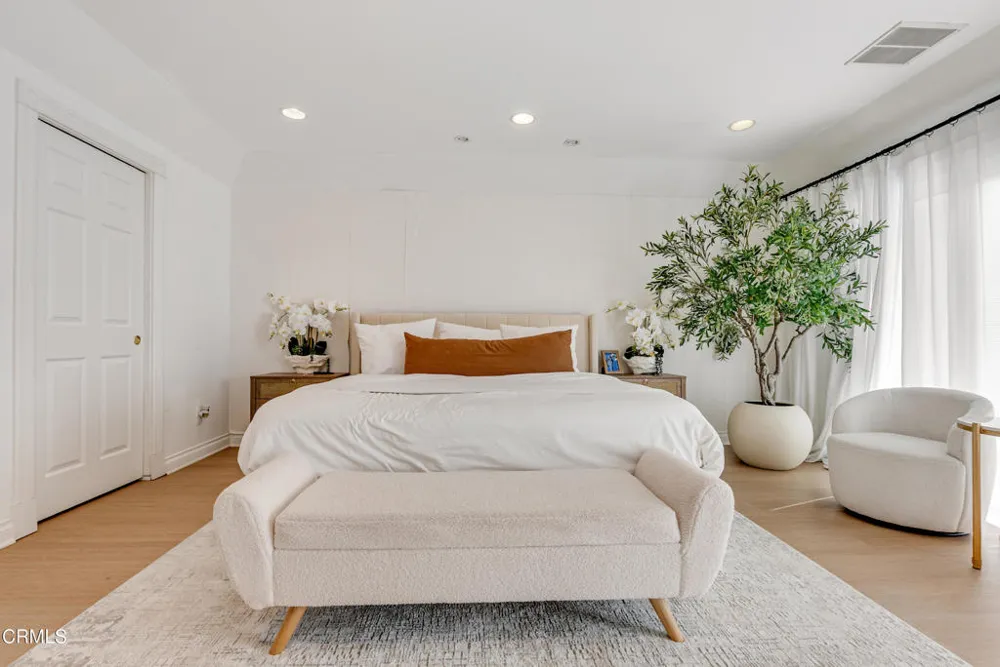 367 S Oak Avenue Pasadena, CA 