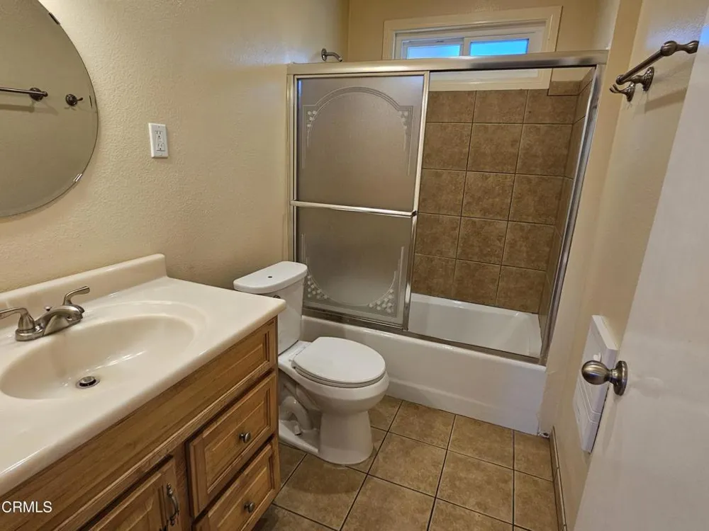 2960 Piedmont Avenue La Crescenta, CA 91214