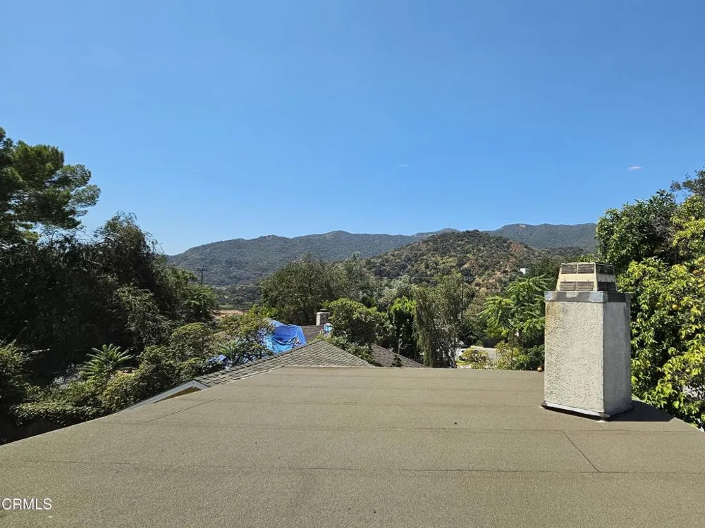 2960 Piedmont Avenue La Crescenta, CA 91214