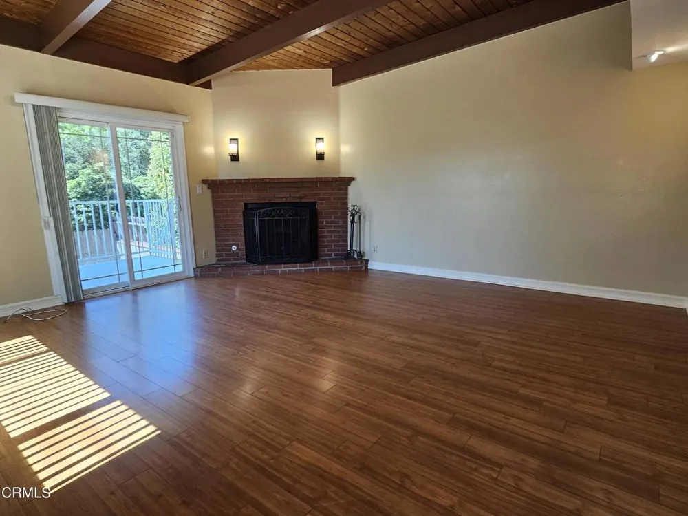 2960 Piedmont Avenue La Crescenta, CA 91214