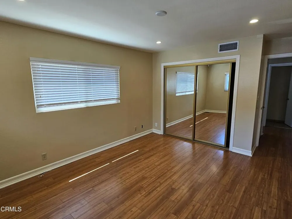 2960 Piedmont Avenue La Crescenta, CA 91214