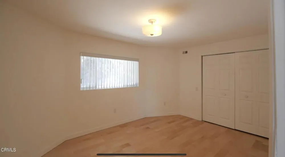 2040 Hilldale Drive La Canada Flintridge, CA 91011