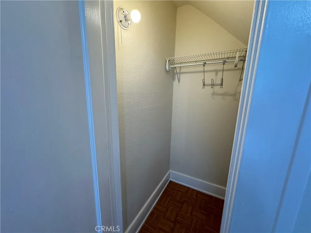 5158 Franklin Avenue Los Angeles, CA 90027