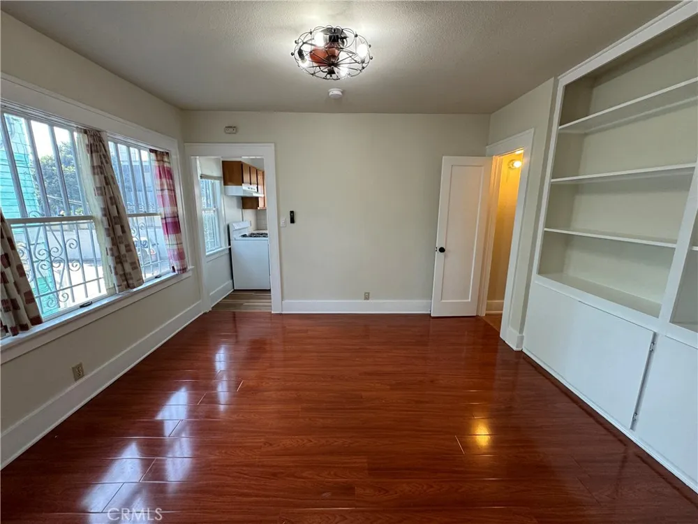 5158 Franklin Avenue Los Angeles, CA 90027