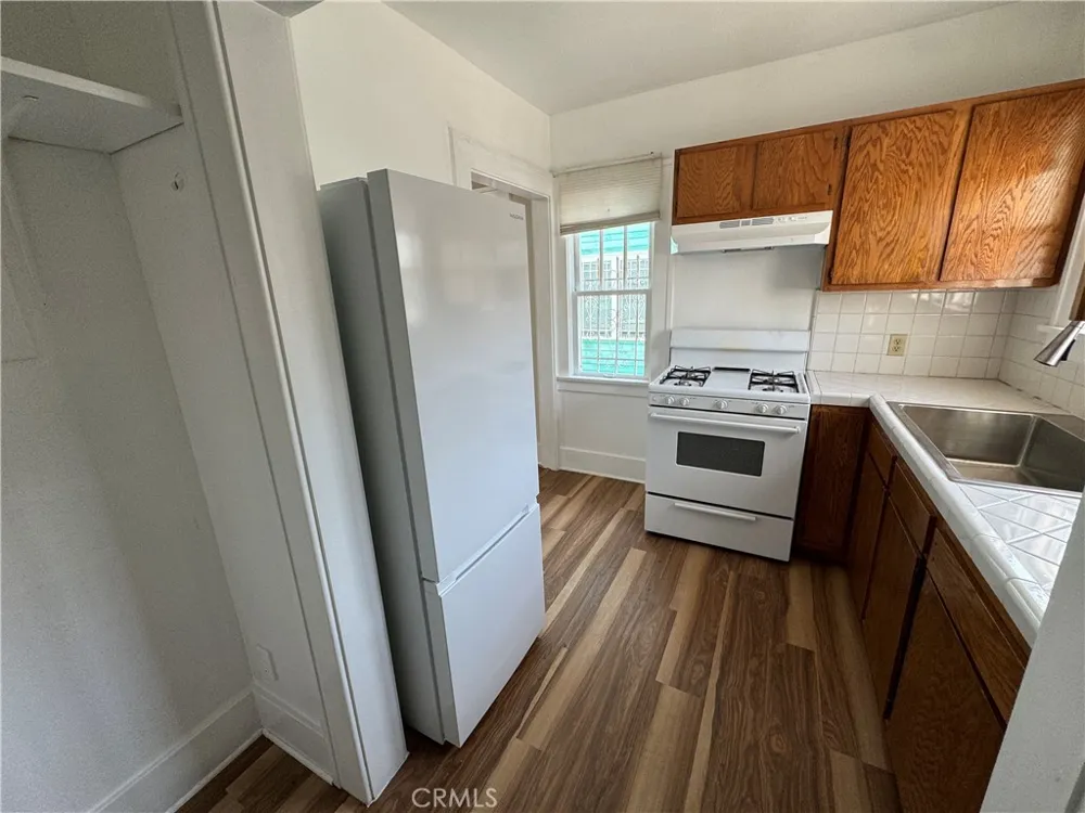 5158 Franklin Avenue Los Angeles, CA 90027