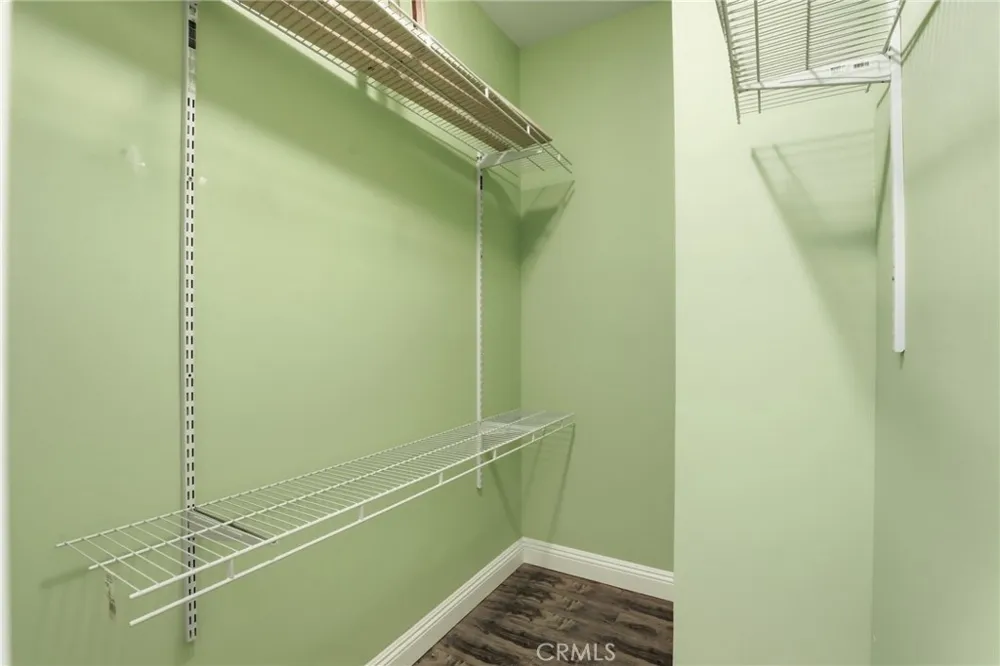 4189 Vineland Avenue #111 Studio City, CA 91602