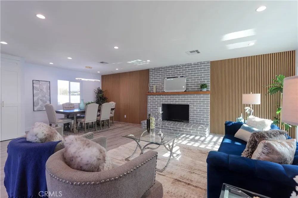 8363 Palais Stanton, CA 90680