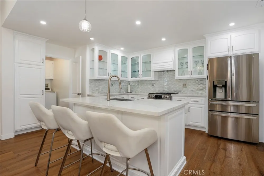 308 Jeffries Avenue Monrovia, CA 91016