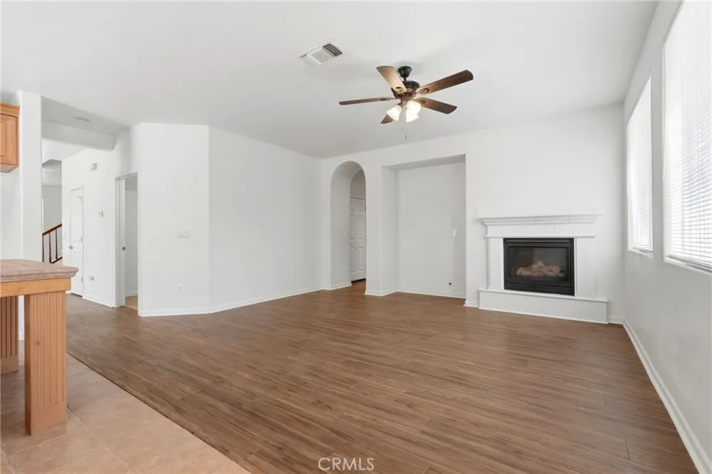 3125 W Delta Visalia, CA 93291