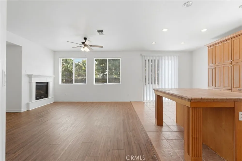 3125 W Delta Visalia, CA 93291