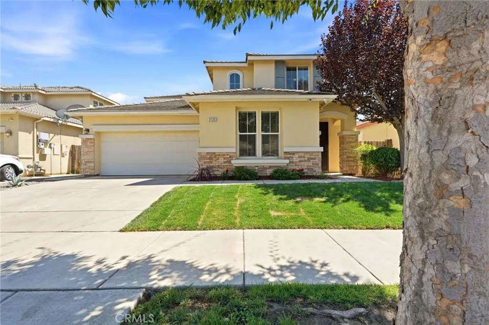 3125 W Delta Visalia, CA 93291