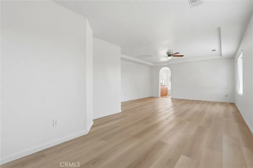 3125 W Delta Visalia, CA 93291