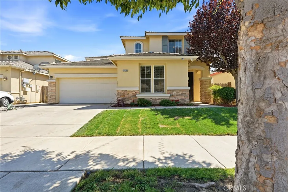 3125 W Delta Visalia, CA 93291