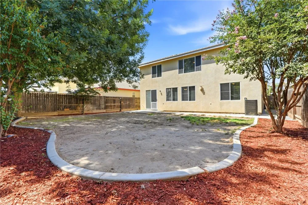 3125 W Delta Visalia, CA 93291
