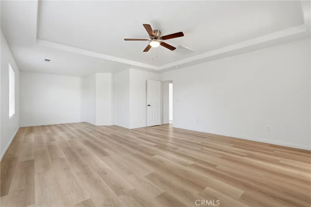 3125 W Delta Visalia, CA 93291