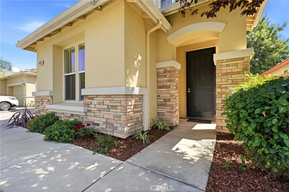 3125 W Delta Visalia, CA 93291