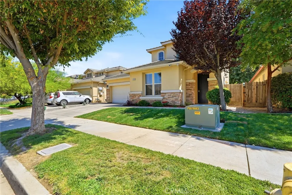 3125 W Delta Visalia, CA 93291