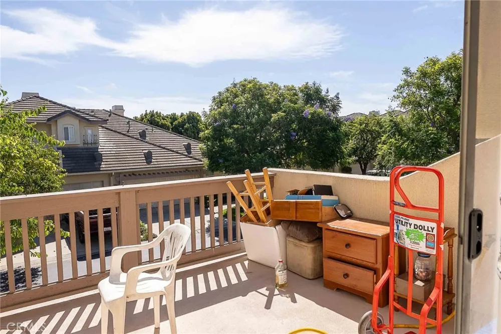 2327 Westbury Santa Maria, CA 93455