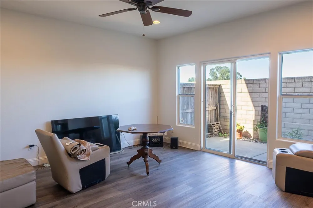 2327 Westbury Santa Maria, CA 93455