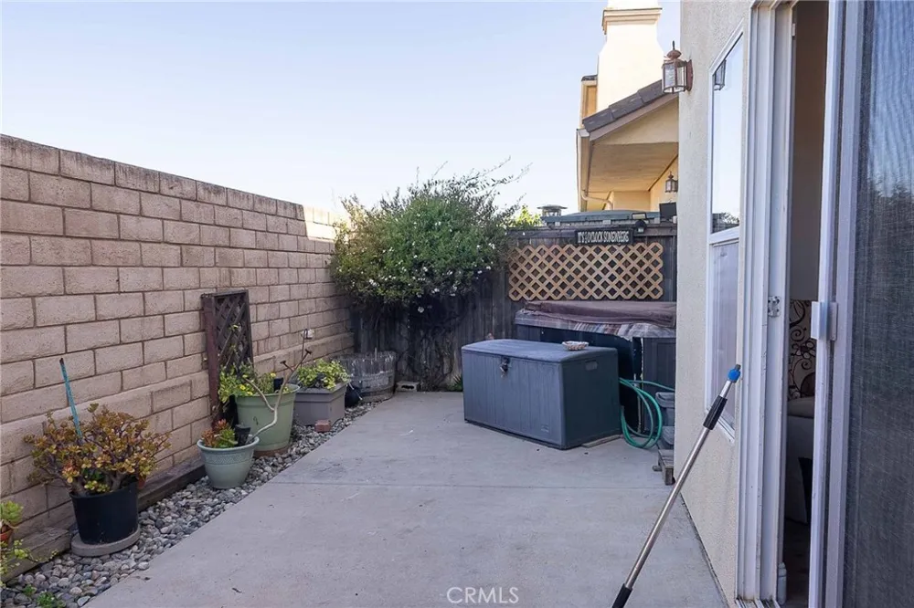2327 Westbury Santa Maria, CA 93455