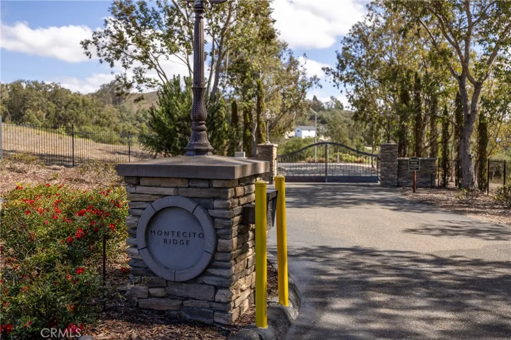 1170 Montecito Ridge Drive Arroyo Grande, CA 93420
