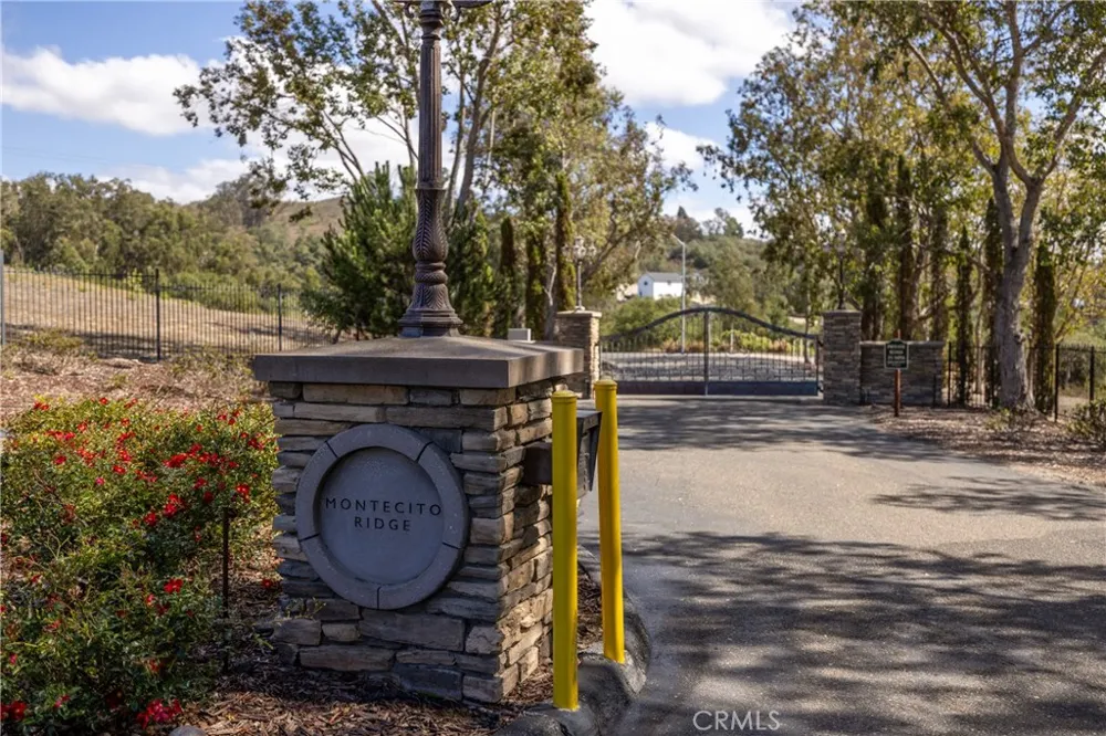 1375 Sugar Bush Court Arroyo Grande, CA 93420