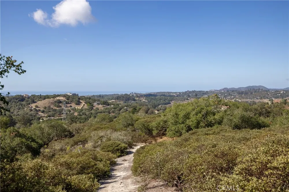 1480 Sugar Bush Court Arroyo Grande, CA 93420