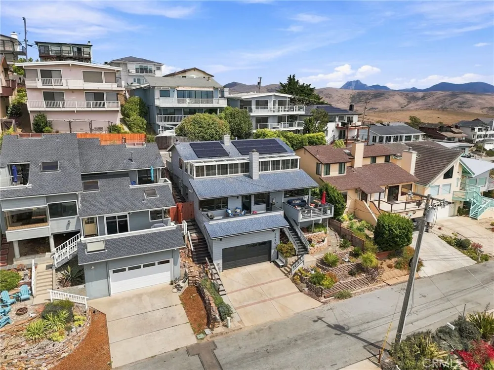 2630 Maple Avenue Morro Bay, CA 93442