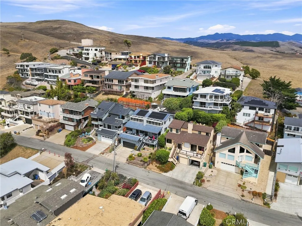 2630 Maple Avenue Morro Bay, CA 93442