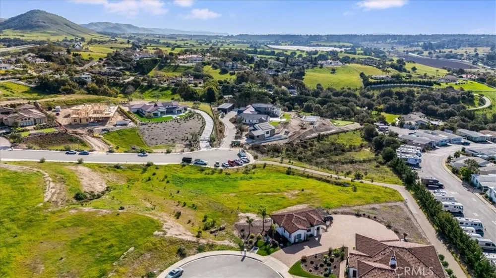 488 Del Sur Drive Arroyo Grande, CA 93420