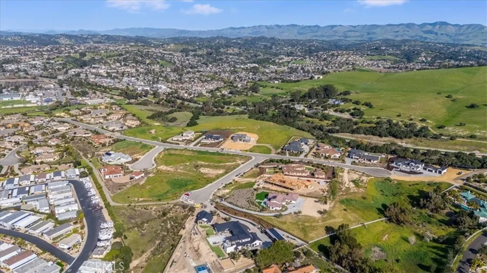 488 Del Sur Drive Arroyo Grande, CA 93420
