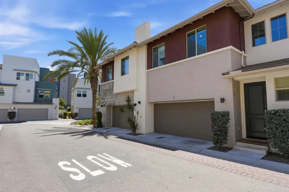 2055 Foxtrot Loop #1 Chula Vista, CA 91915