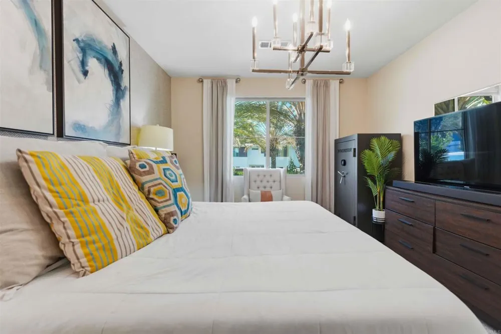 2055 Foxtrot Loop #1 Chula Vista, CA 91915