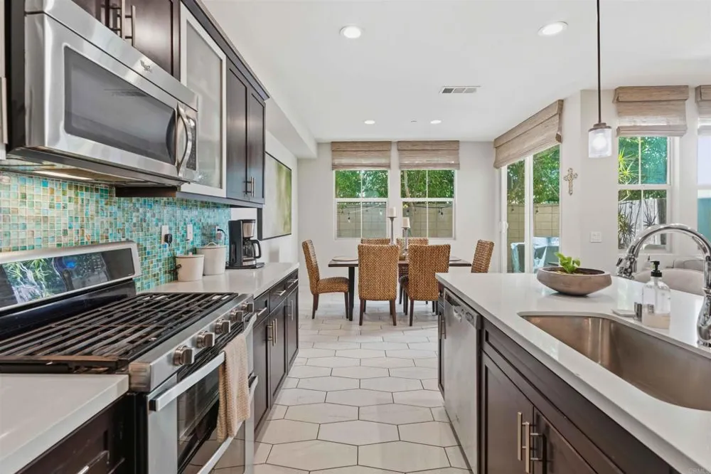 2055 Foxtrot Loop #1 Chula Vista, CA 91915
